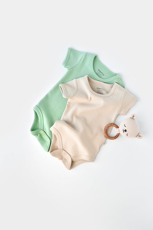 Conjunto de 2 bodys  para bebé - Verde y Beige