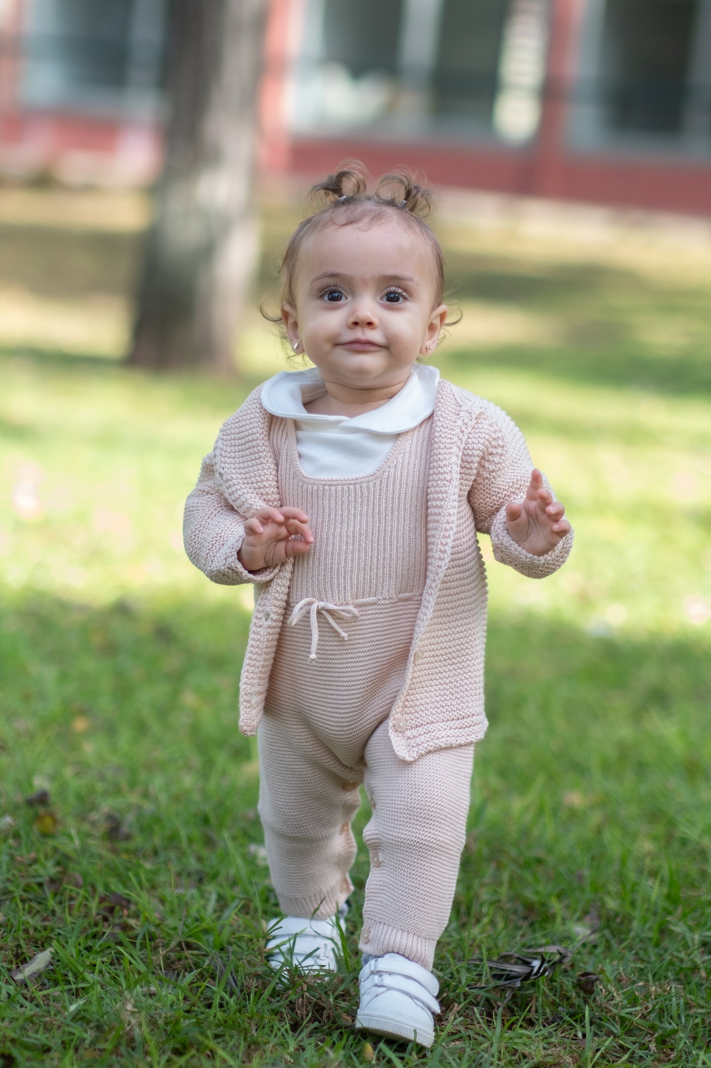 Conjunto de malha bebé menina 3 peças bege